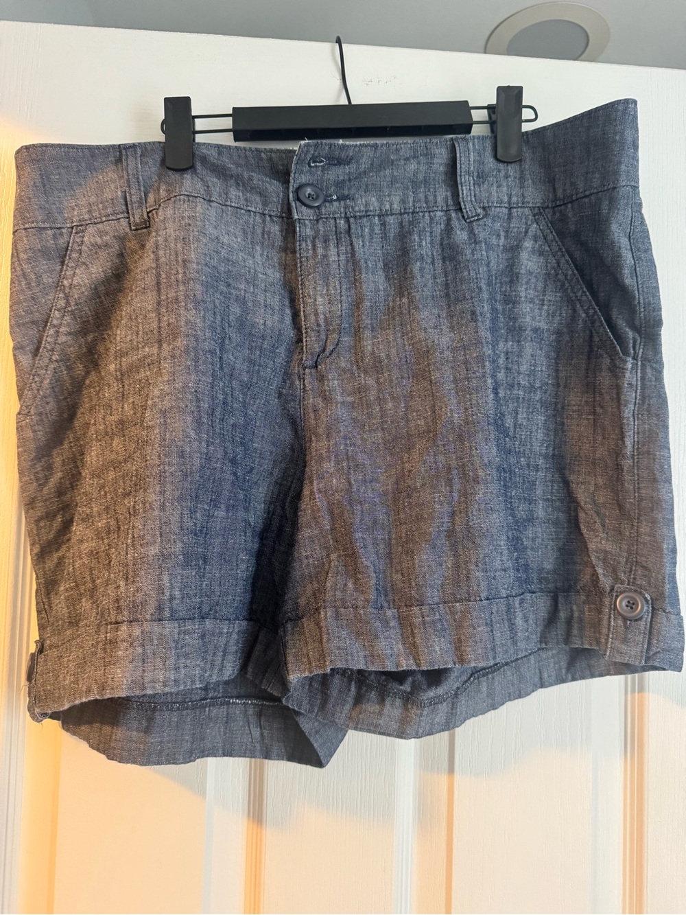 Lee Women's Chambray Bermuda Shorts in Denim Blue